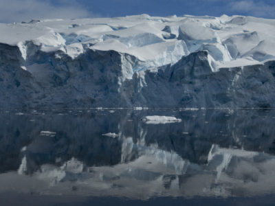 A view of a snow covered mountain.